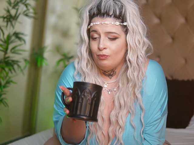 TiffanyTaboo, en directo ahora en BongaCams