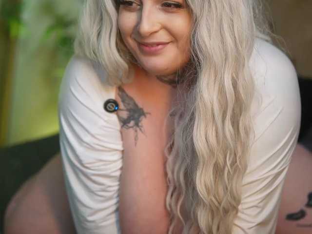 TiffanyTaboo live cam on BongaCams