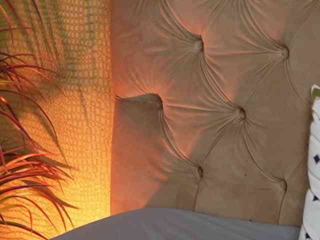 TiffanyTaboo webcam