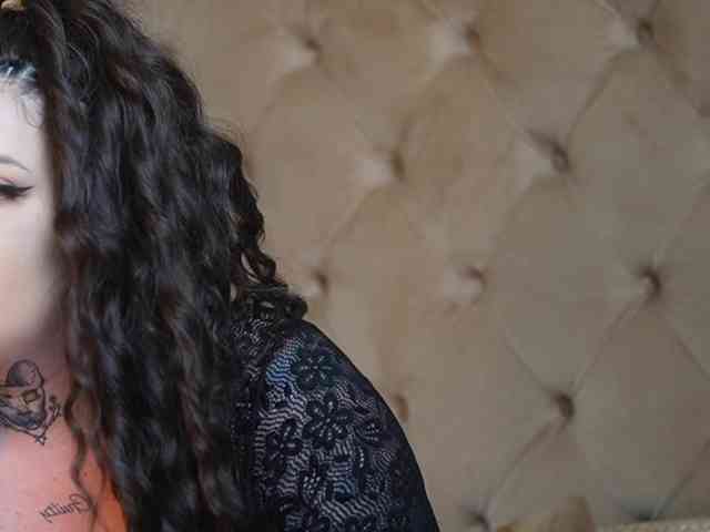 TiffanyTaboo webcam