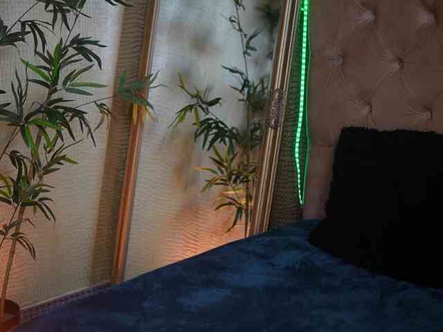 TiffanyTaboo webcam