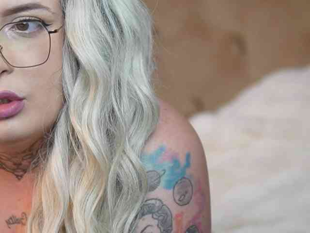 TiffanyTaboo webcam
