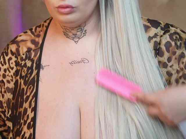 TiffanyTaboo webcam