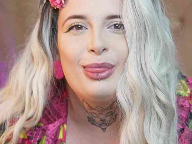 TiffanyTaboo webcam
