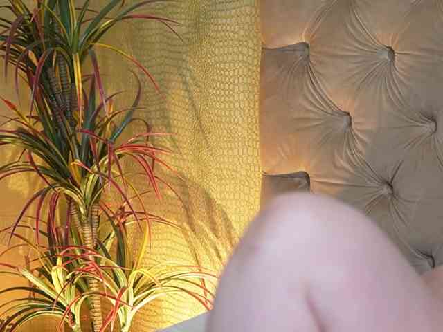 TiffanyTaboo webcam