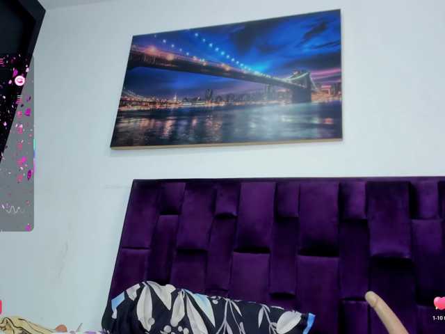 AssParadisse live cam on BongaCams