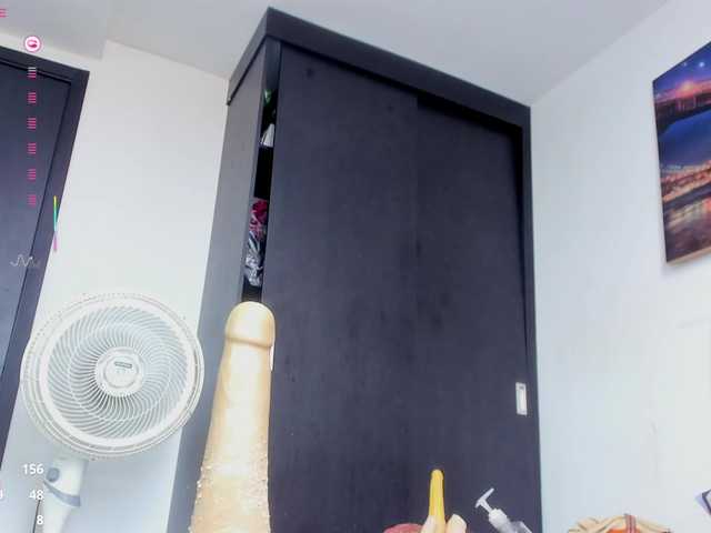 AssParadisse live cam on BongaCams