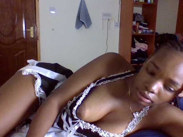 lovergal-01, en directo ahora en BongaCams