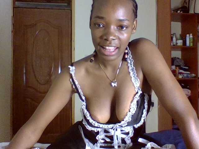 lovergal-01, en directo ahora en BongaCams