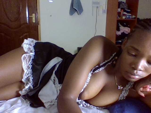lovergal-01, en directo ahora en BongaCams