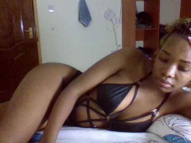 Model: lovergal-01