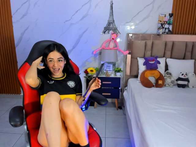 kittyscoot live cam on BongaCams