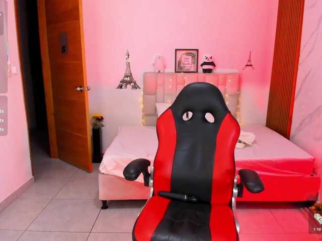kittyscoot live webcam show