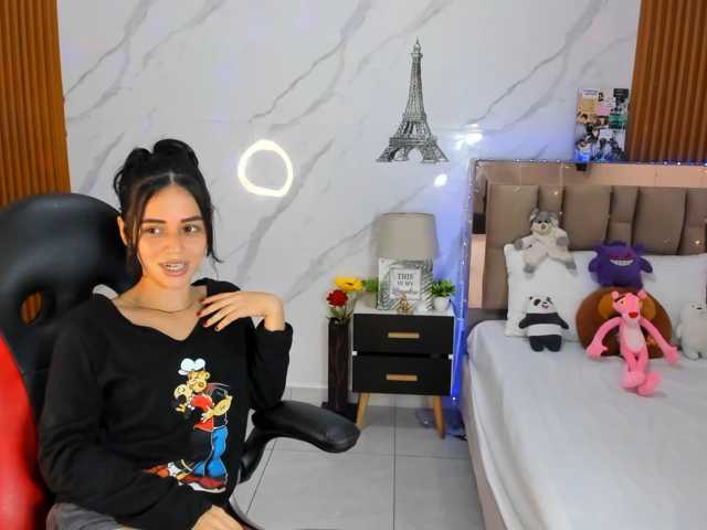 kittyscoot live cam preview