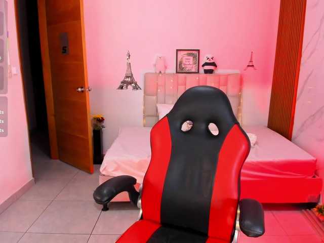kittyscoot live cam on BongaCams