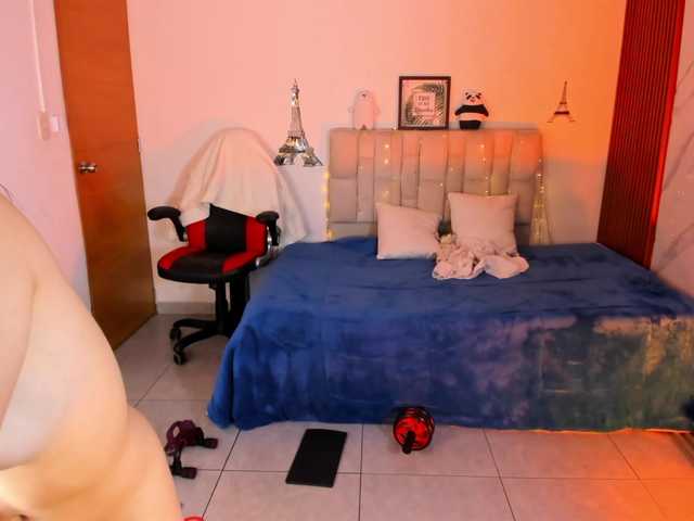 kittyscoot live webcam show