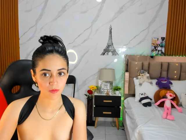 kittyscoot live cam preview