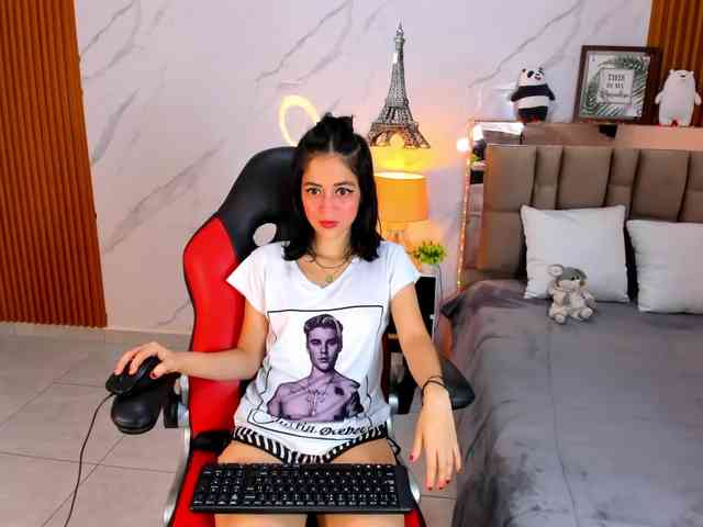 kittyscoot webcam