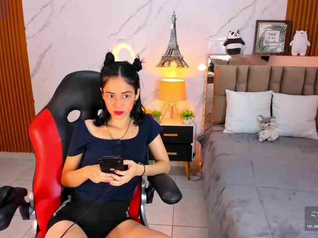 kittyscoot webcam