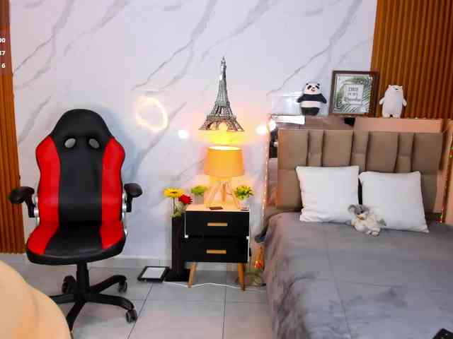 kittyscoot webcam