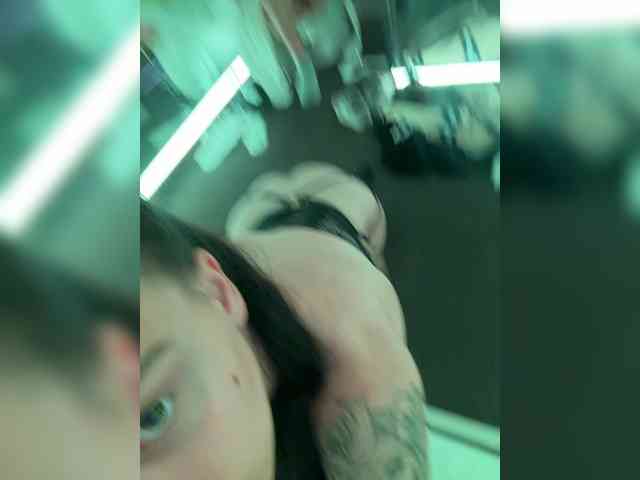 DimaKris1 webcam