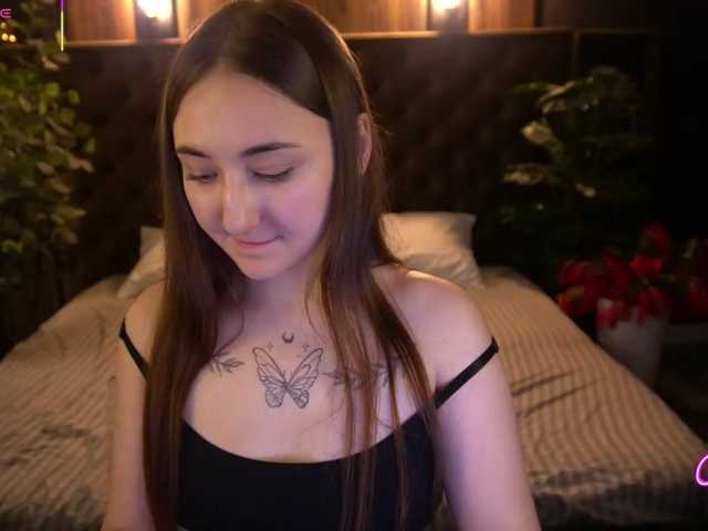 SashaDuvalle live cam on BongaCams