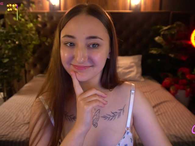 SashaDuvalle live cam on BongaCams
