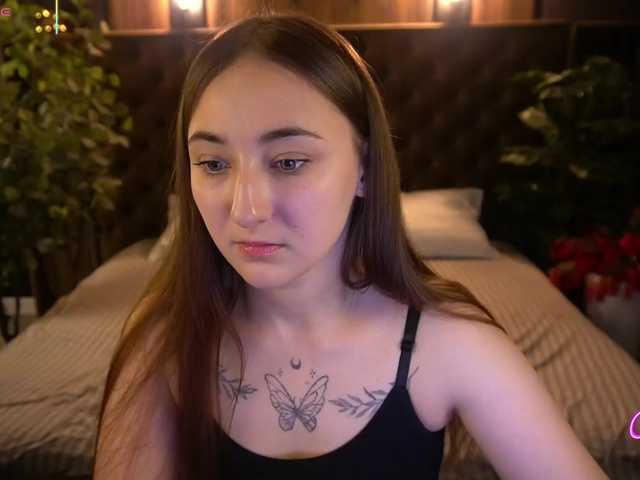 SashaDuvalle live cam on BongaCams