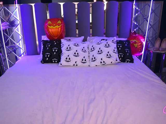 SashaDuvalle live cam on BongaCams