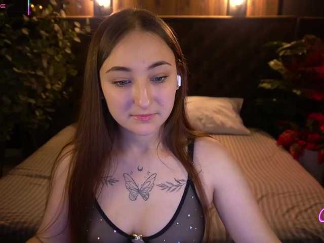 SashaDuvalle live cam on BongaCams
