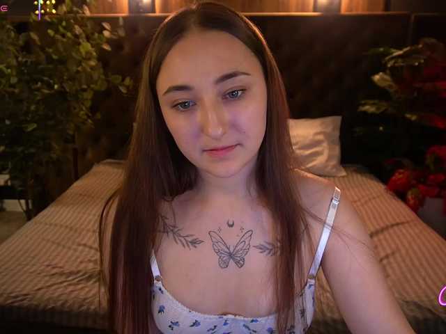 SashaDuvalle live cam preview