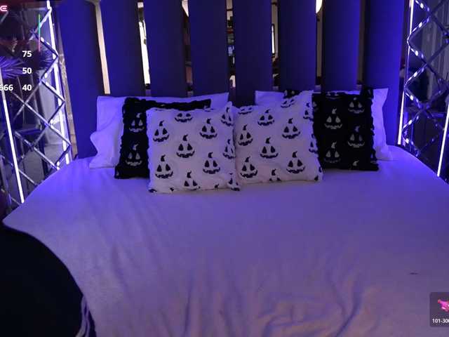 SashaDuvalle live cam on BongaCams