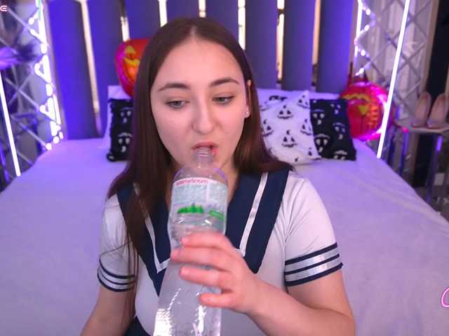 SashaDuvalle live cam on BongaCams