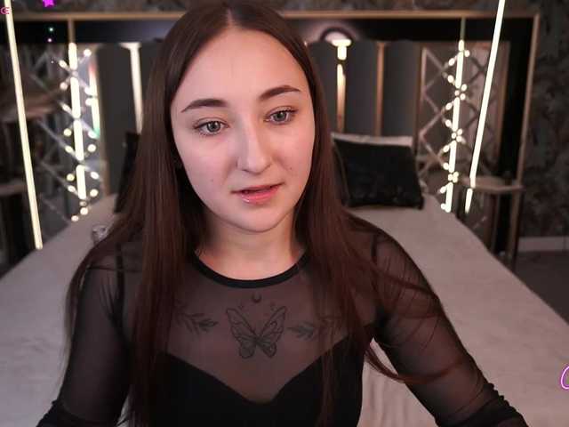 SashaDuvalle live cam on BongaCams
