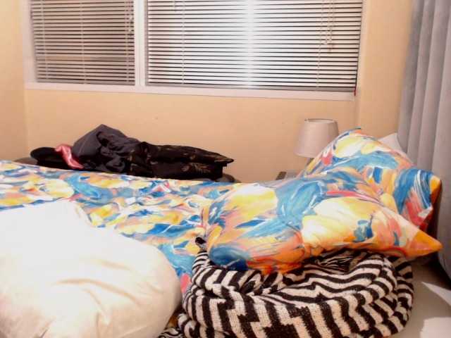 JUICYBOOBS36DD live cam on BongaCams