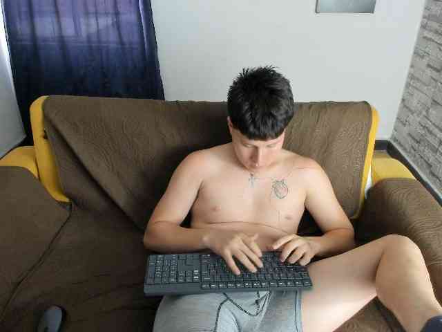 daniel-leon