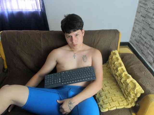 daniel-leon