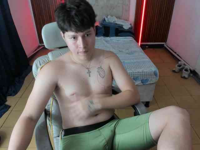 daniel-leon daniel-leon