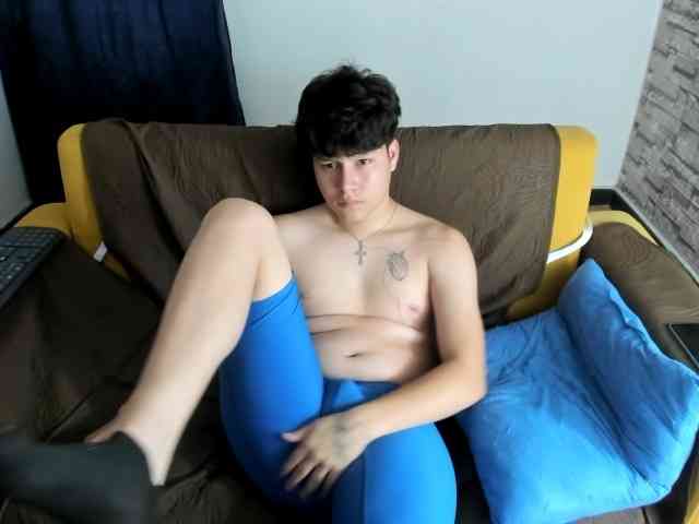 daniel-leon Live Webcam on BongaCams