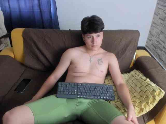 daniel-leon