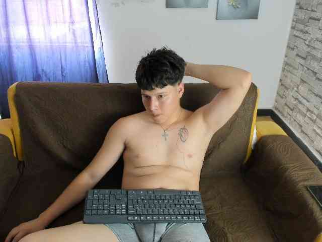 daniel-leon
