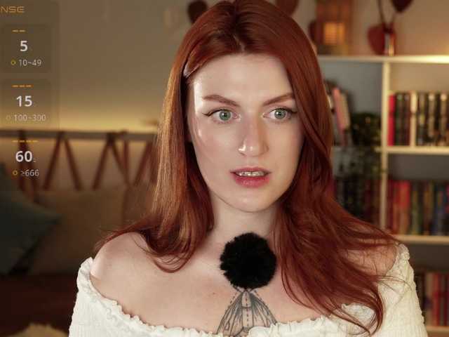 Lianna's BongaCams show and profile