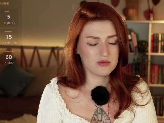 Lianna's BongaCams show and profile