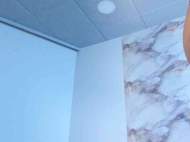 maddyluxe webcam