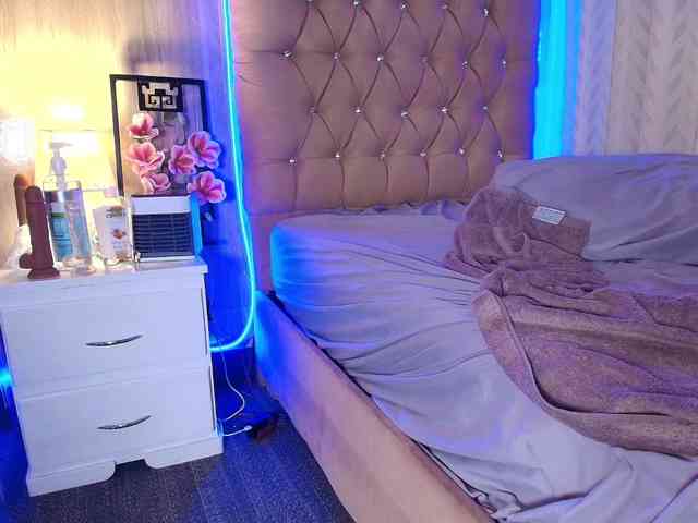 maddyluxe webcam