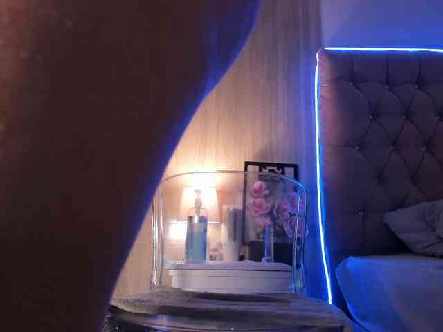 maddyluxe webcam