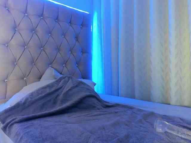 maddyluxe webcam