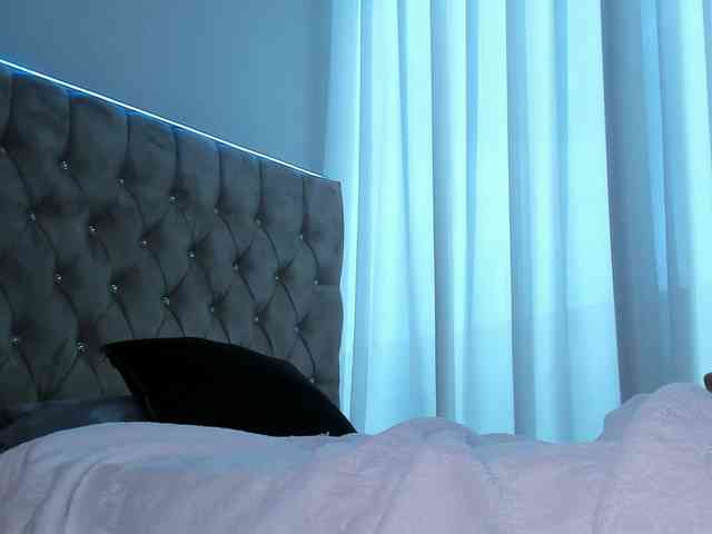 maddyluxe webcam