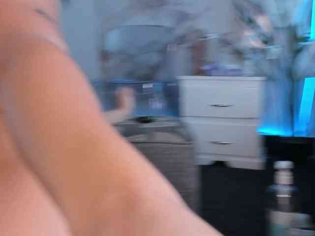 maddyluxe webcam