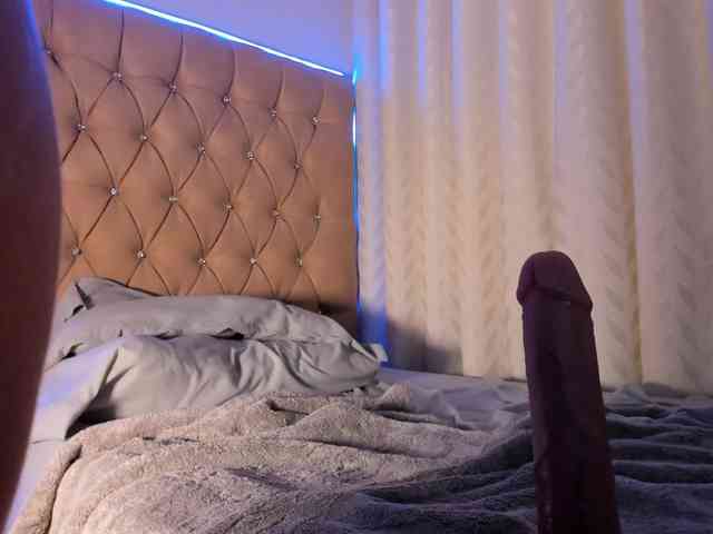 maddyluxe webcam